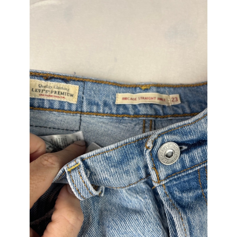 Levis Premium Ribcage Straight Ankle Jeans Light Wash Blue 23 High Rise Denim - Picture 3 of 10
